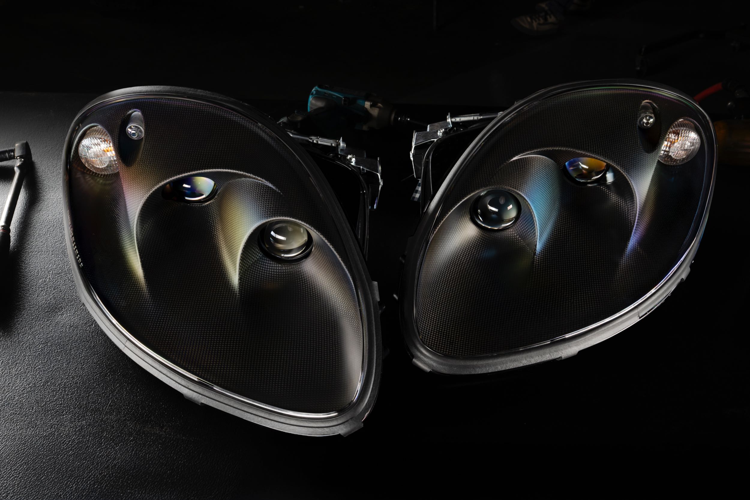 Founders Headlights: Ferrari 360 (RHD/Carbon Fiber)